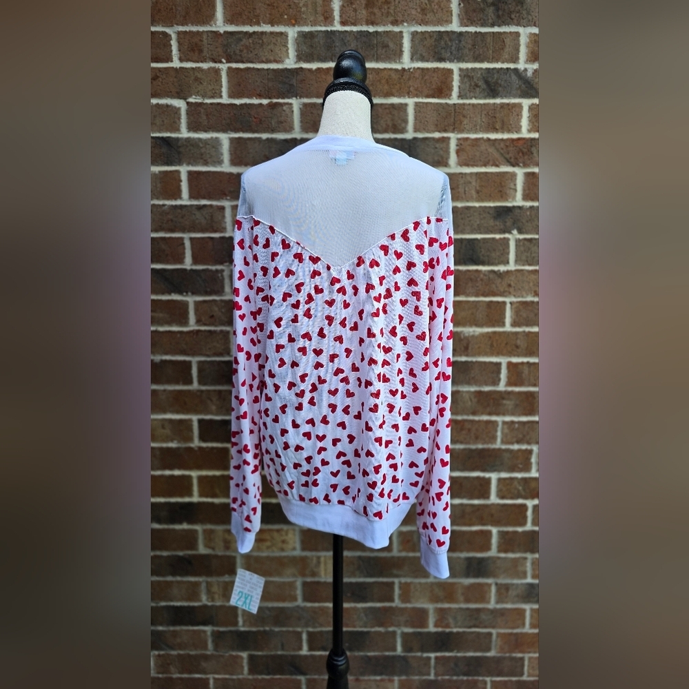 LuLaRoe Lizzy Blouse 2X NWT Red White Heart Print Mesh Top Long Sleeve - Picture 9 of 14